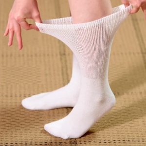CareActive Diabetic Crew Socks - 4 Pack